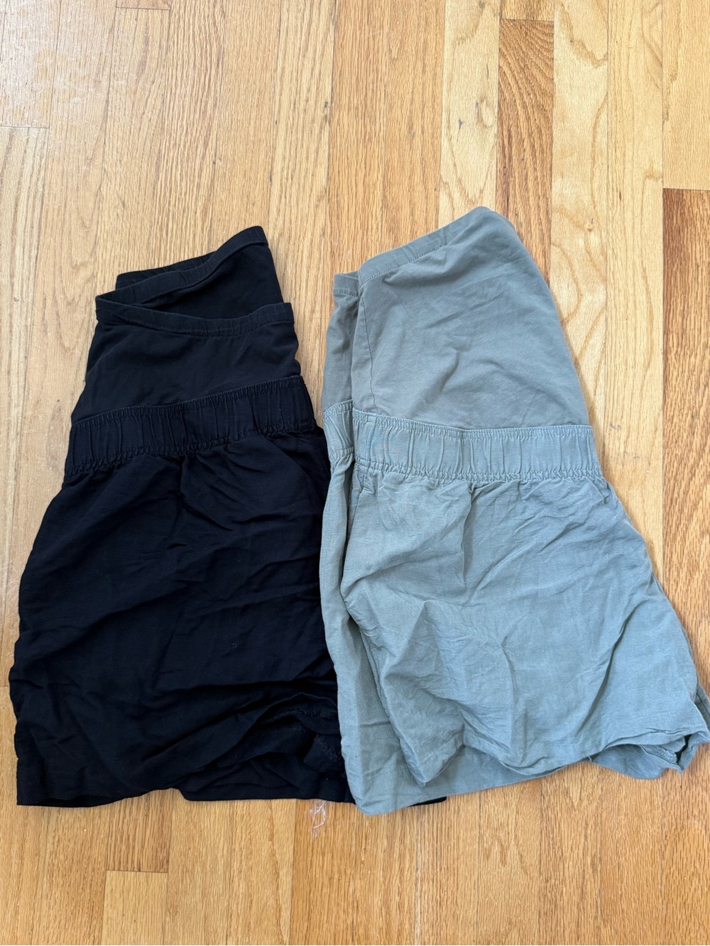 H&M Women's Shorts BUNDLE - Black & Green